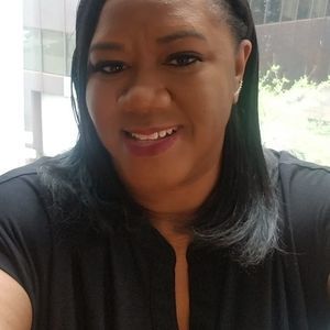 Meet your Posher, Regina